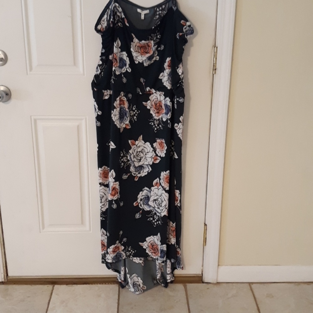Maurice's size 3 high low dress. NWT.